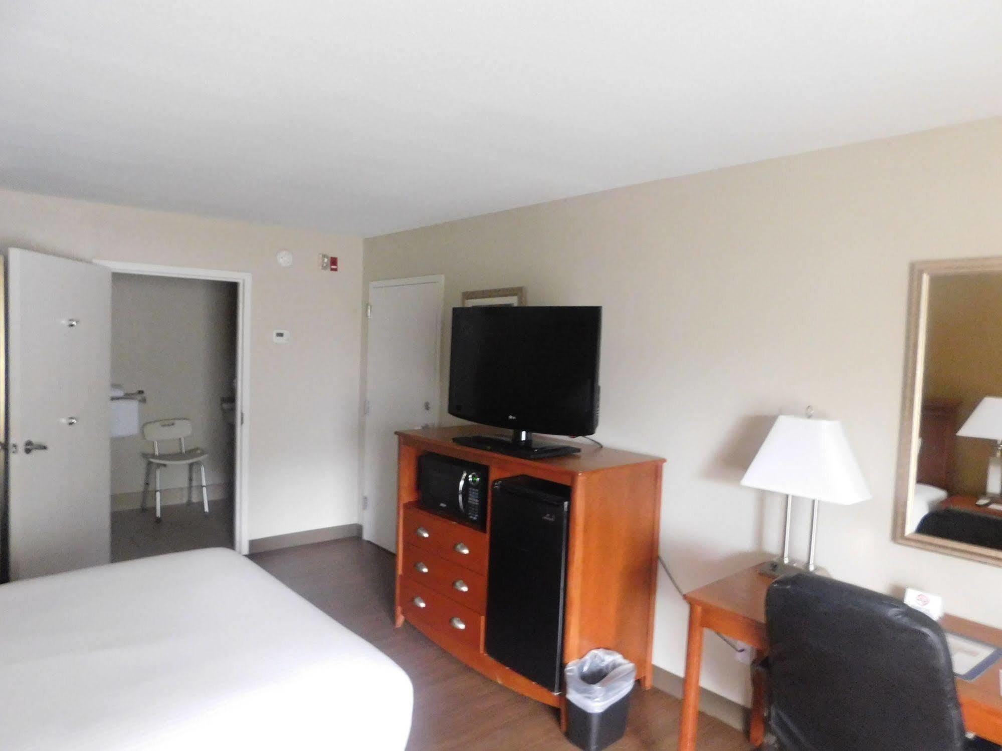 Best Western Shenandoah Inn Newnan Exterior photo